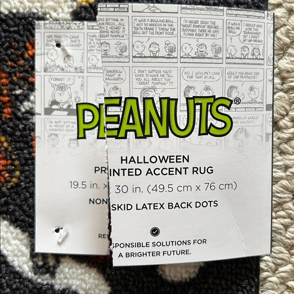 Peanuts Halloween Rug with Black and Orange Accents